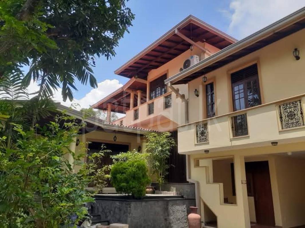 House for Sale in Kaduwela ads-image-1