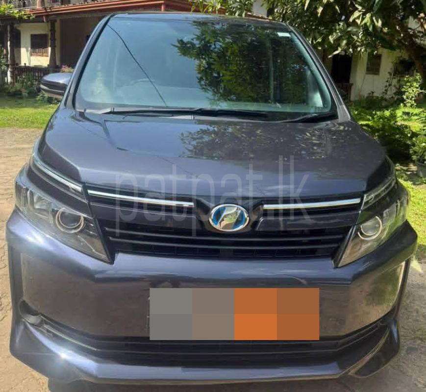 Toyota Voxy 2014 - பயன்படுத்தப்பட்டது வேன் sale in Sri Lanka - patpat.lk