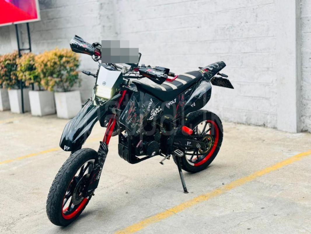 Advertisement image 4