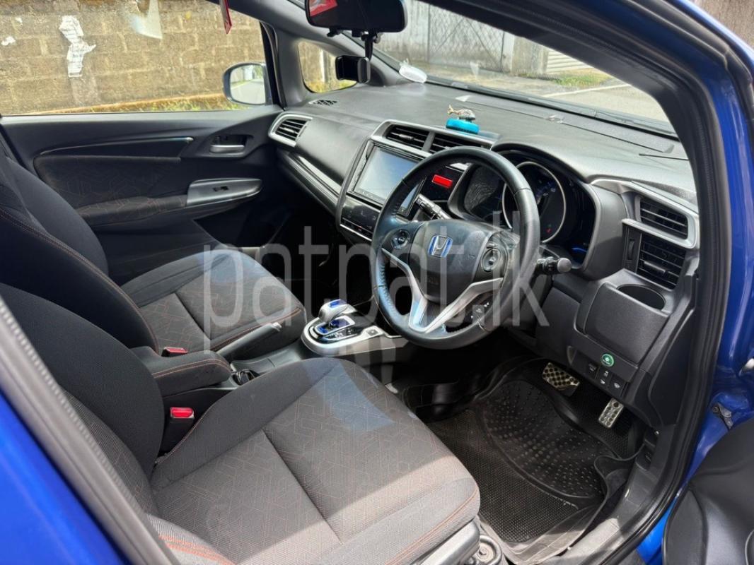 Advertisement image 5