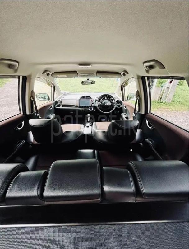 Advertisement image 4