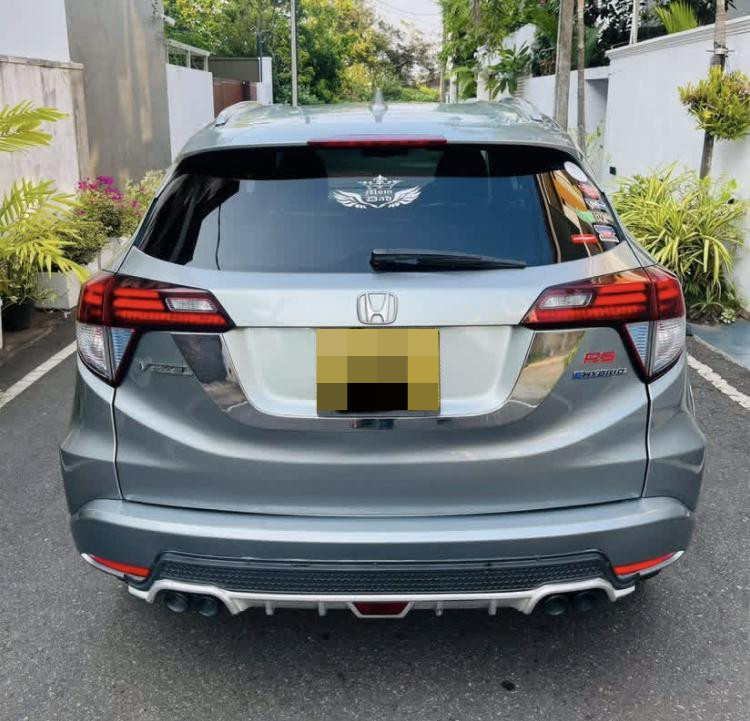 Honda Vezel 2014 - Used SUV sale in Sri Lanka - patpat.lk