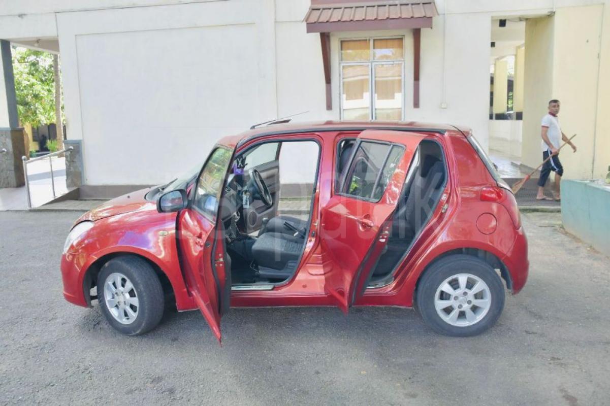 Advertisement image 4