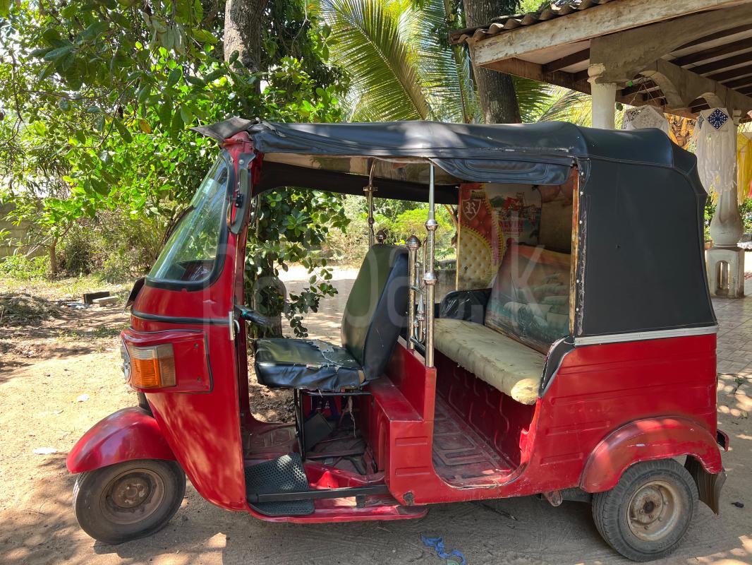 Bajaj Three Wheel 2012 - Used Three wheeler sale in Sri Lanka - patpat.lk