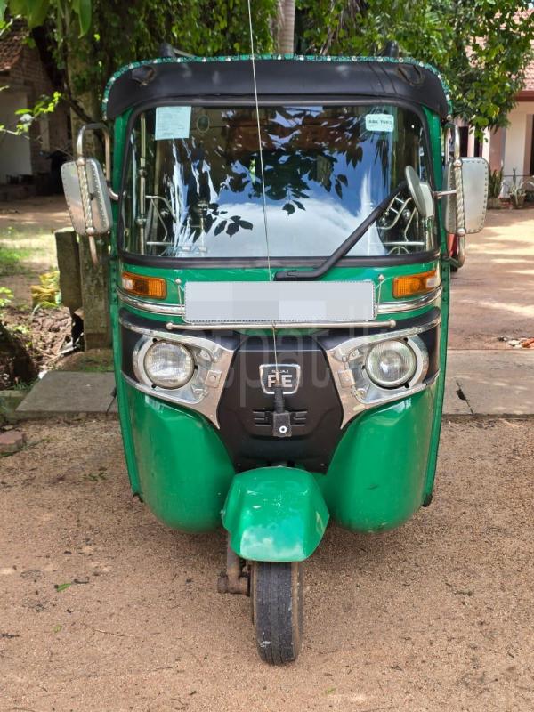 Bajaj Three Wheel 2016 - பயன்படுத்தப்பட்டது முச்சக்கர வண்டி sale in Sri Lanka - patpat.lk