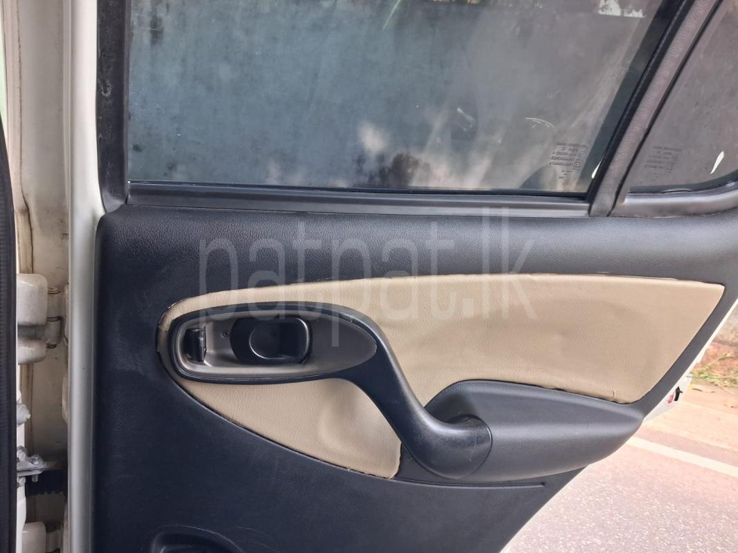 Advertisement image 6