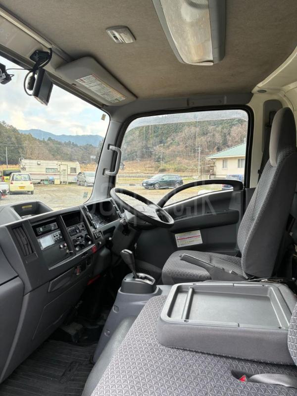 Isuzu Freezer 2020 - சான்றளிக்கப்பட்டது டிரக் sale in Sri Lanka - patpat.lk