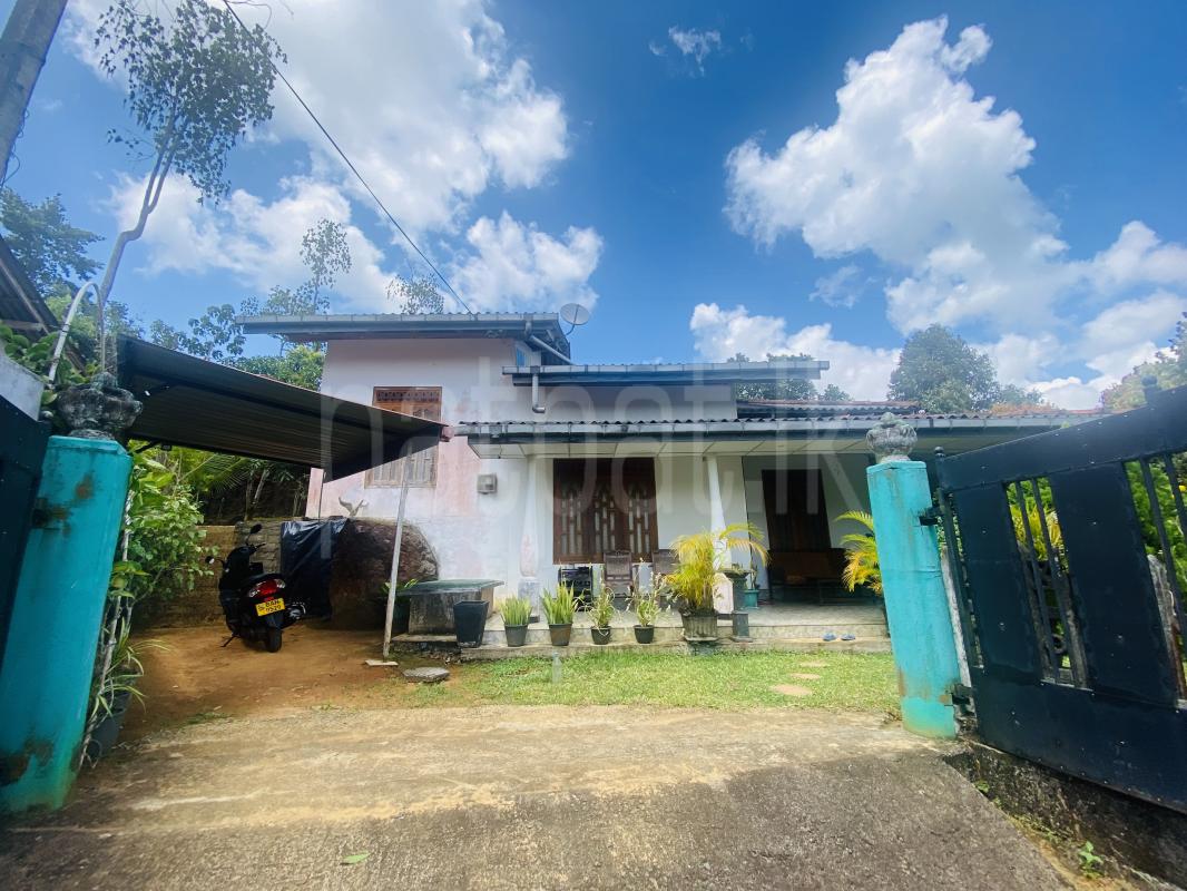 House for Sale in Kamburupitiya