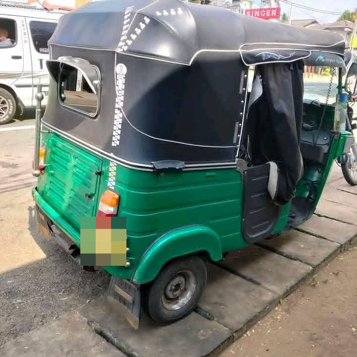 Bajaj Three Wheel 2013 - Used Three wheeler sale in Sri Lanka - patpat.lk