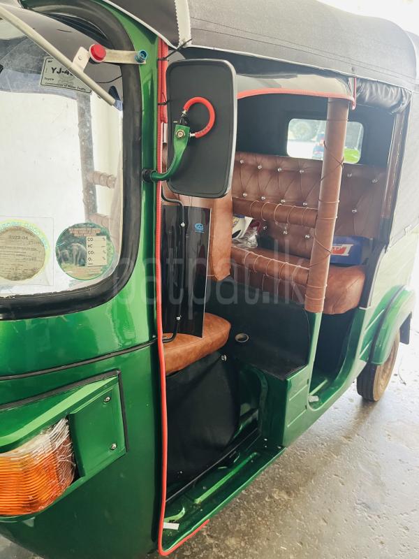 Bajaj 2 stroke 2011 - Used Three wheeler sale in Sri Lanka - patpat.lk