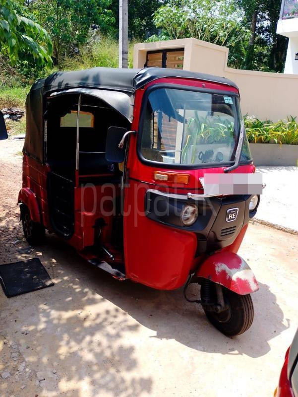 Bajaj 4 stroke 2015 - பயன்படுத்தப்பட்டது முச்சக்கர வண்டி sale in Sri Lanka - patpat.lk