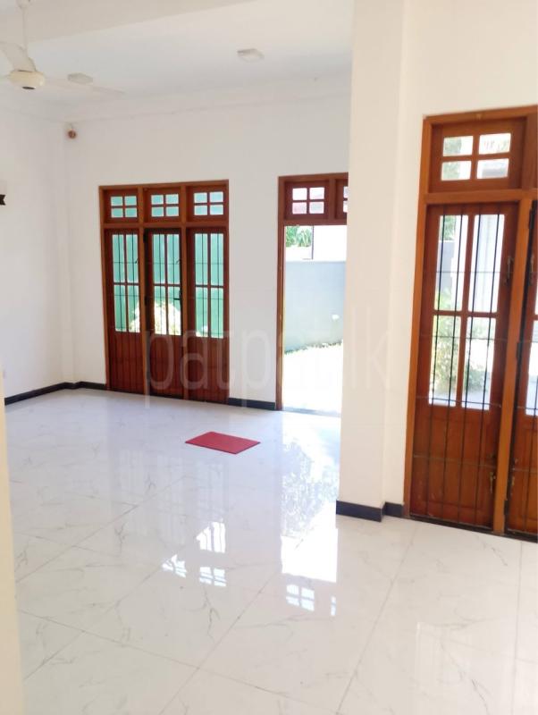 House for Sale in Piliyandala