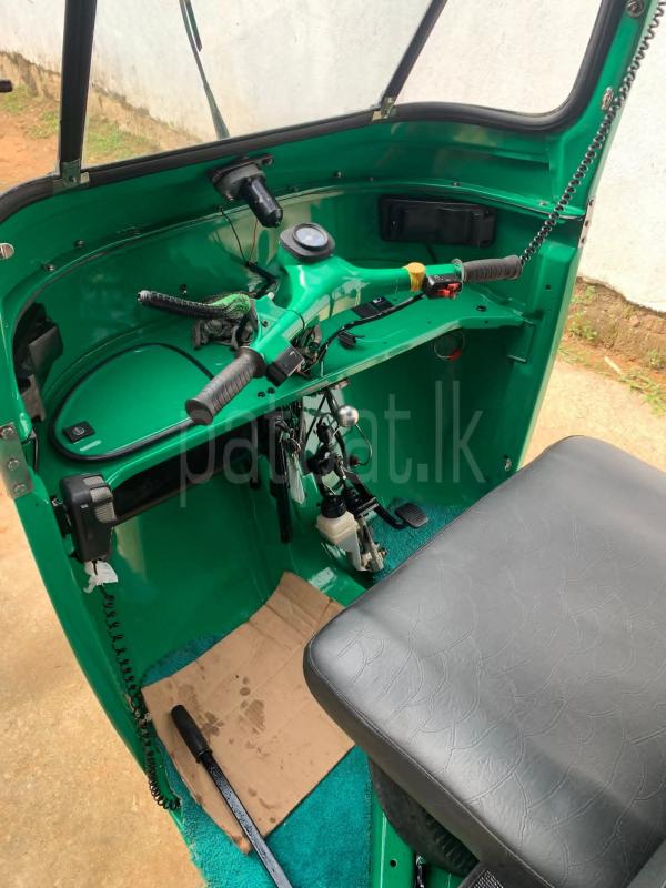 Bajaj 4 stroke 2006 - Used Three wheeler sale in Sri Lanka - patpat.lk