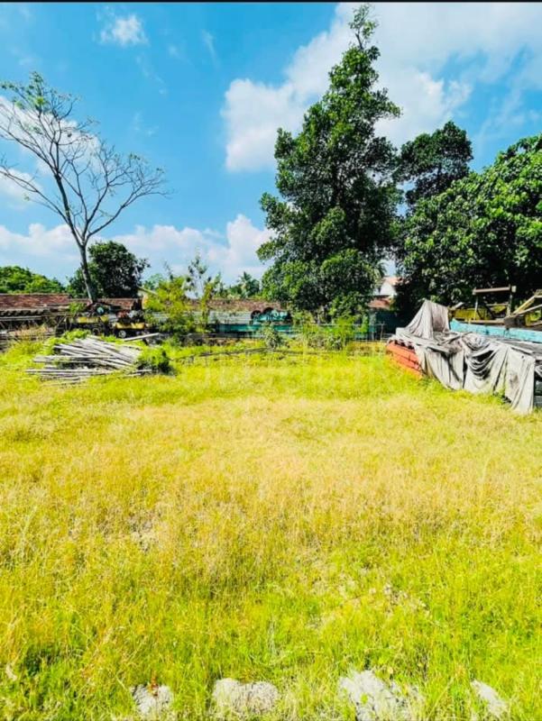 Commercial Land for Sale in Gampaha ads-image-1