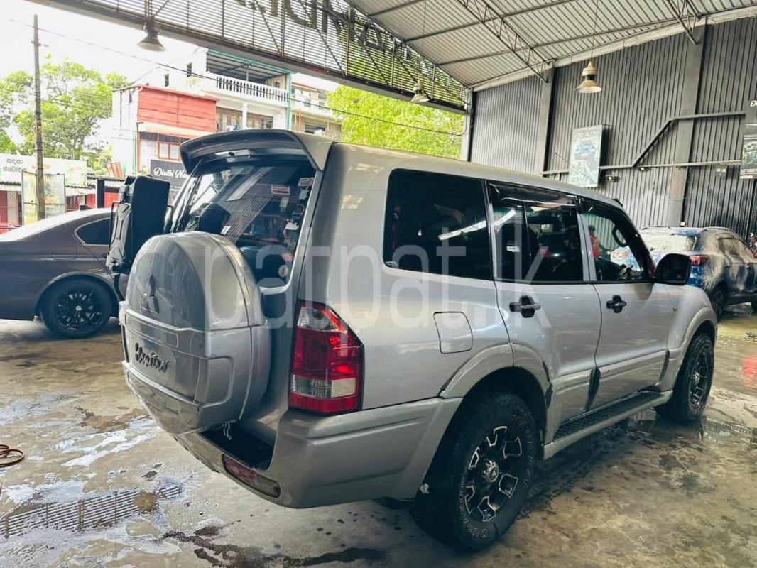 Advertisement image 3