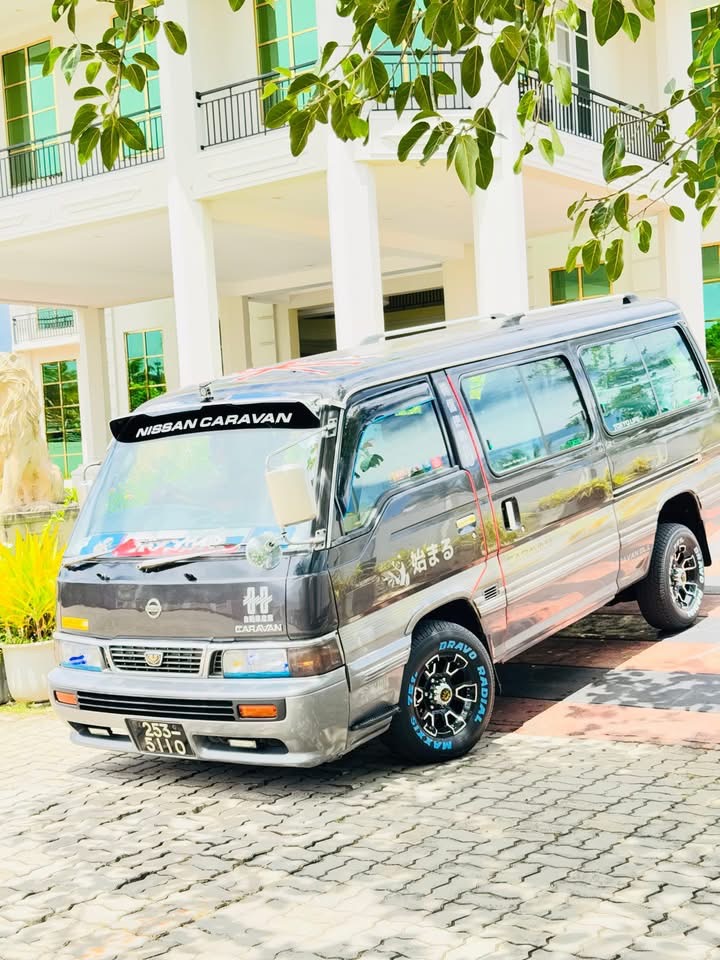 Nissan Caravan 1994 - பயன்படுத்தப்பட்டது வேன் sale in Sri Lanka - patpat.lk