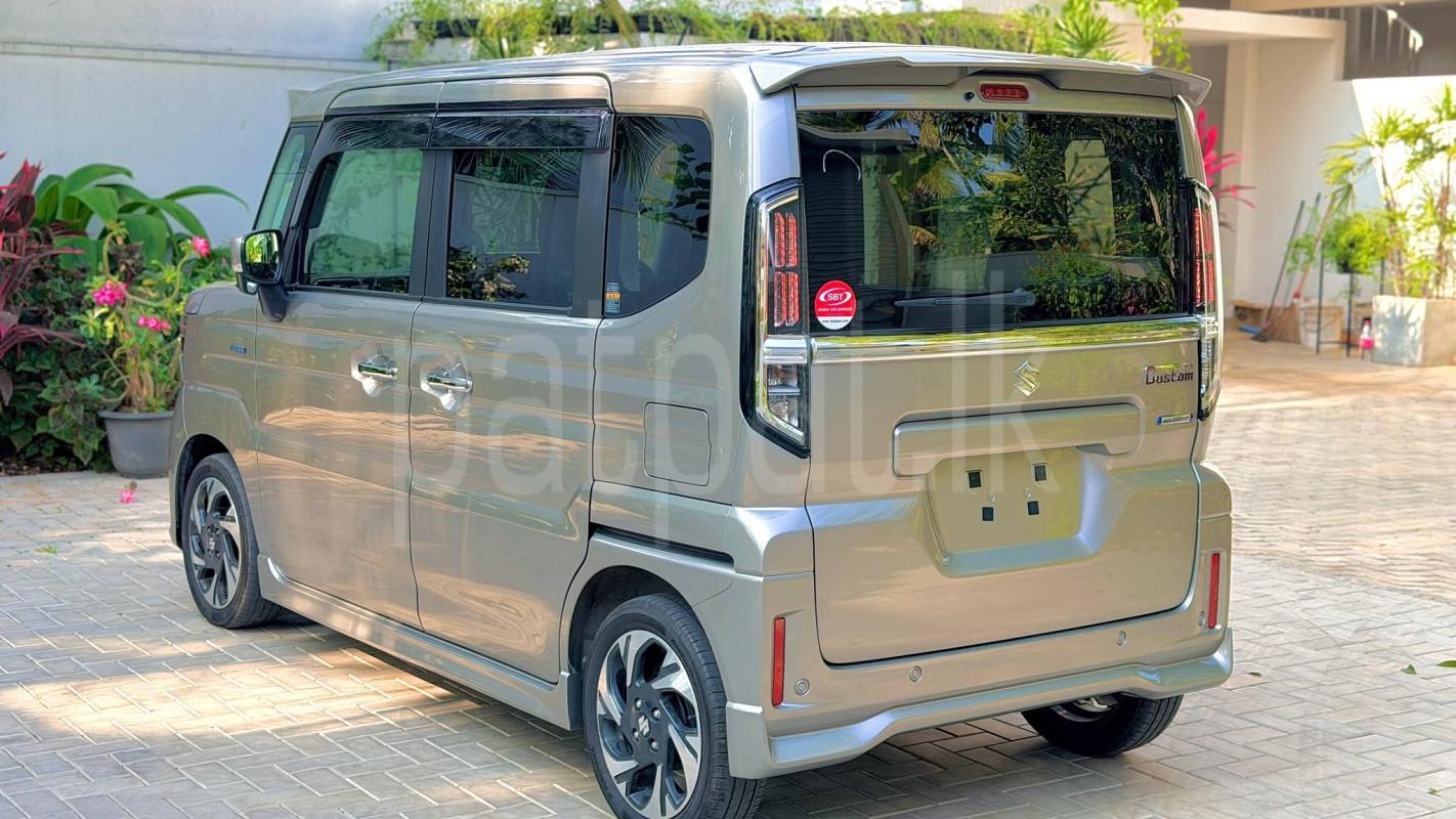 Advertisement image 3