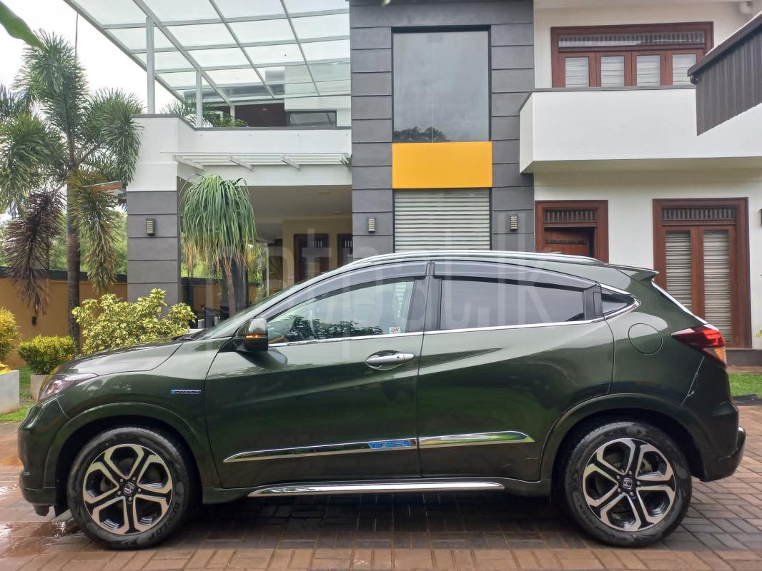 Honda Vezel 2015 - பயன்படுத்தப்பட்டது SUV sale in Sri Lanka - patpat.lk