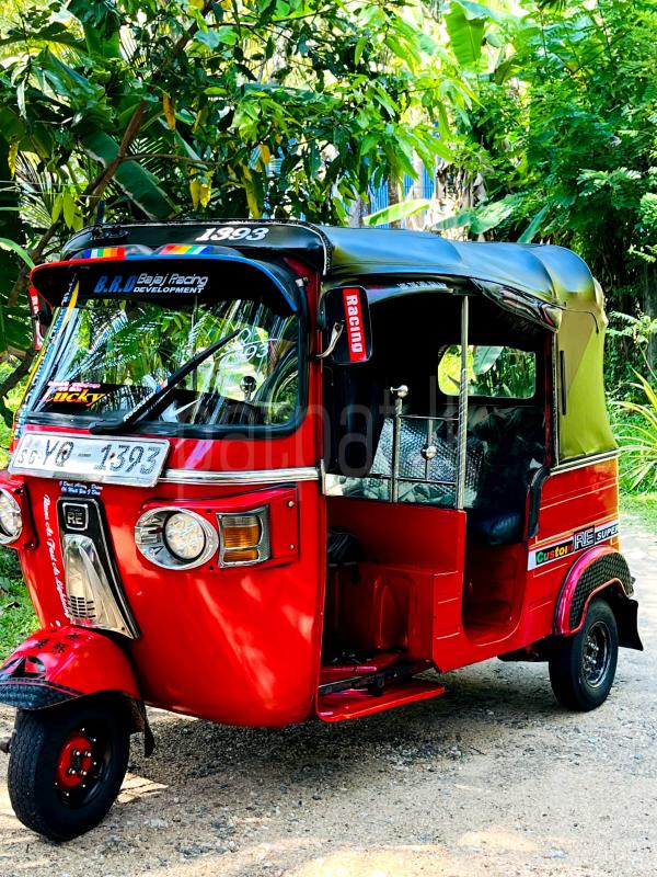 Bajaj Three Wheel 2011 - பயன்படுத்தப்பட்டது முச்சக்கர வண்டி sale in Sri Lanka - patpat.lk