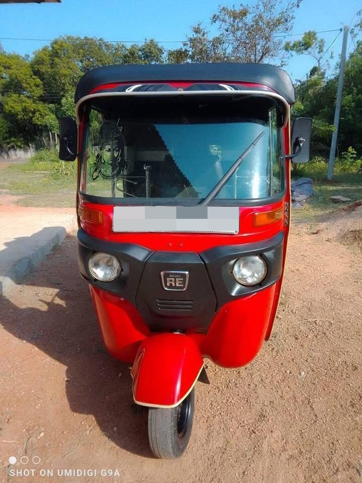 Bajaj 4 stroke 2015 - Used Three wheeler sale in Sri Lanka - patpat.lk