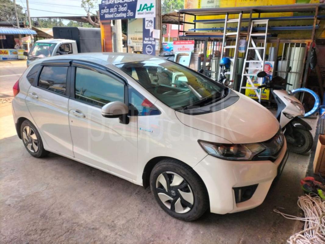 Advertisement image 1