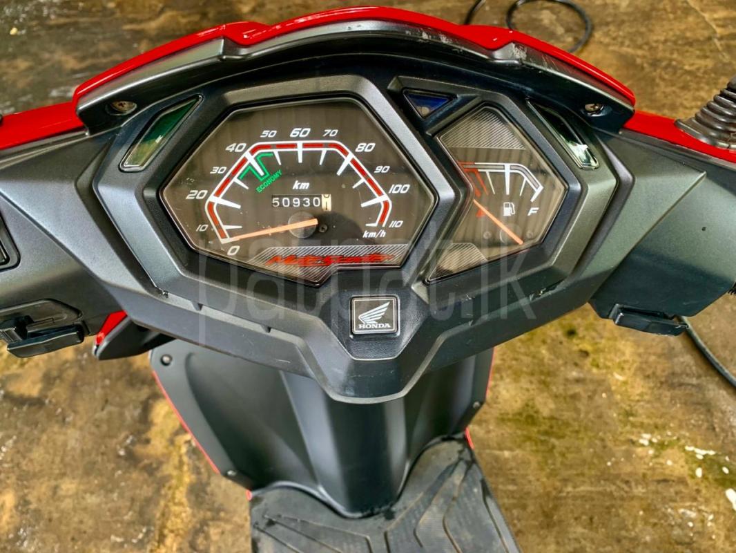 Honda Dio 2017 - பயன்படுத்தப்பட்டது பைக் sale in Sri Lanka - patpat.lk