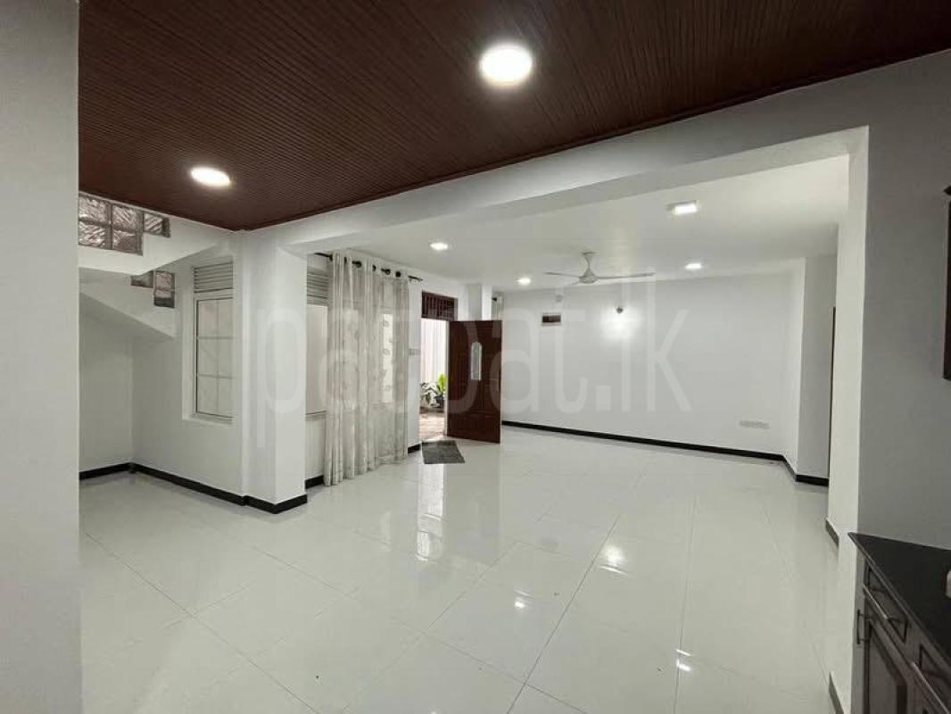 premium-listing-image