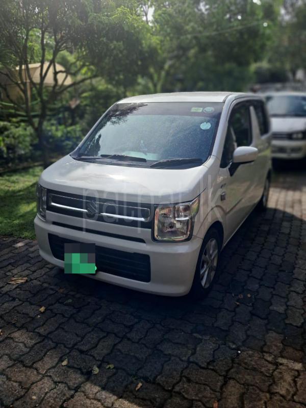 Suzuki Wagon R 2018 - பயன்படுத்தப்பட்டது கார் sale in Sri Lanka - patpat.lk