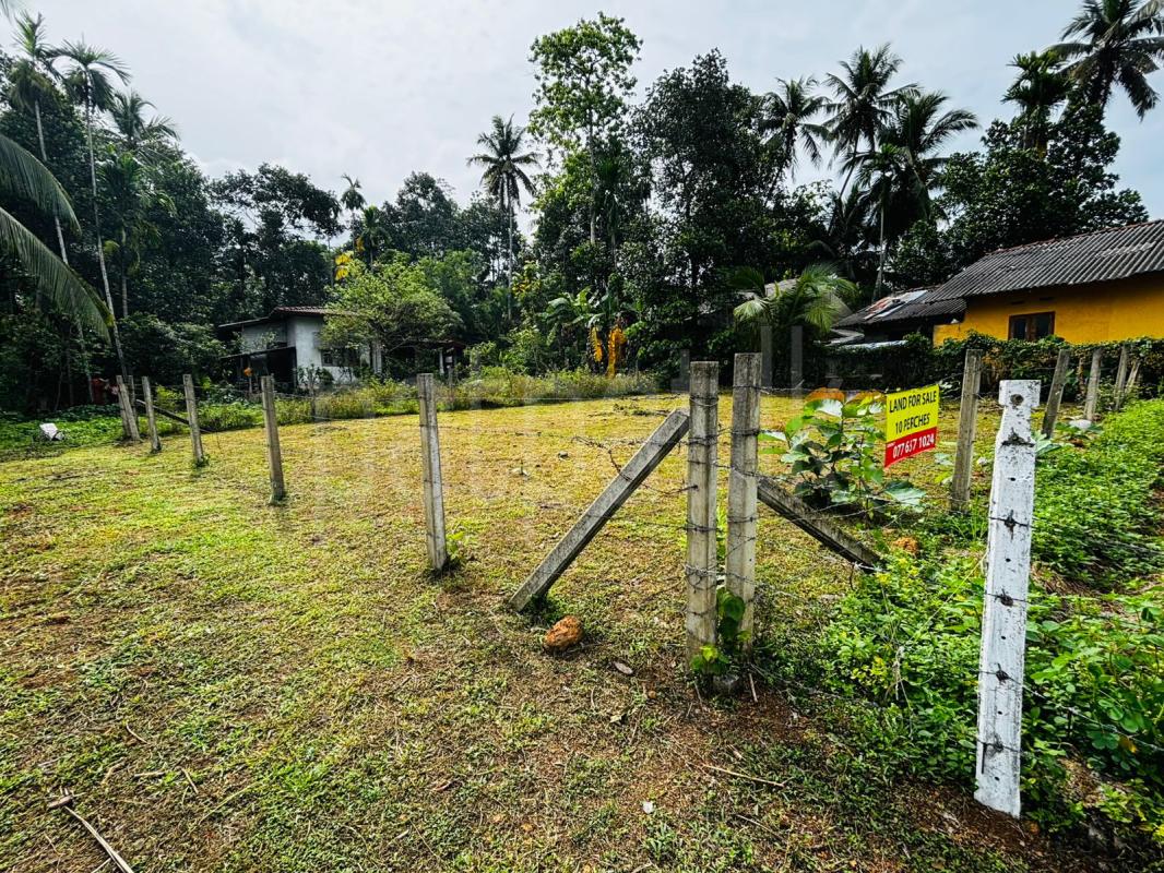 Residential Land for Sale in Bandaragama