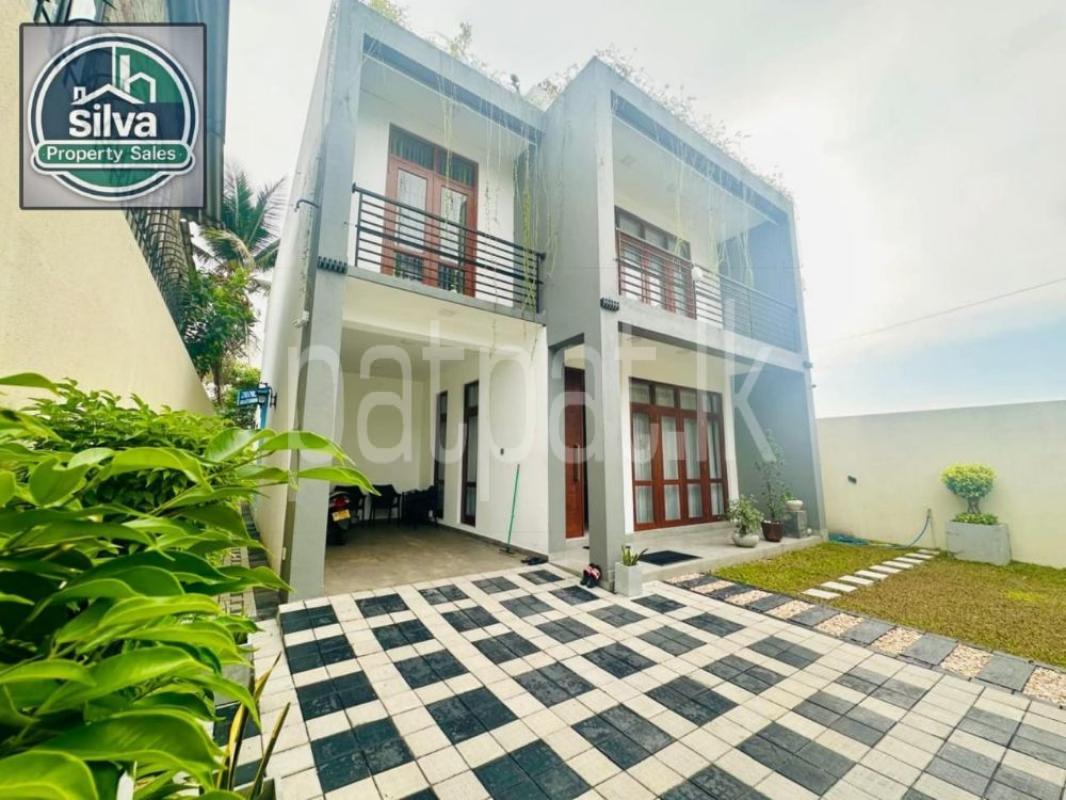 Advertisement image 1