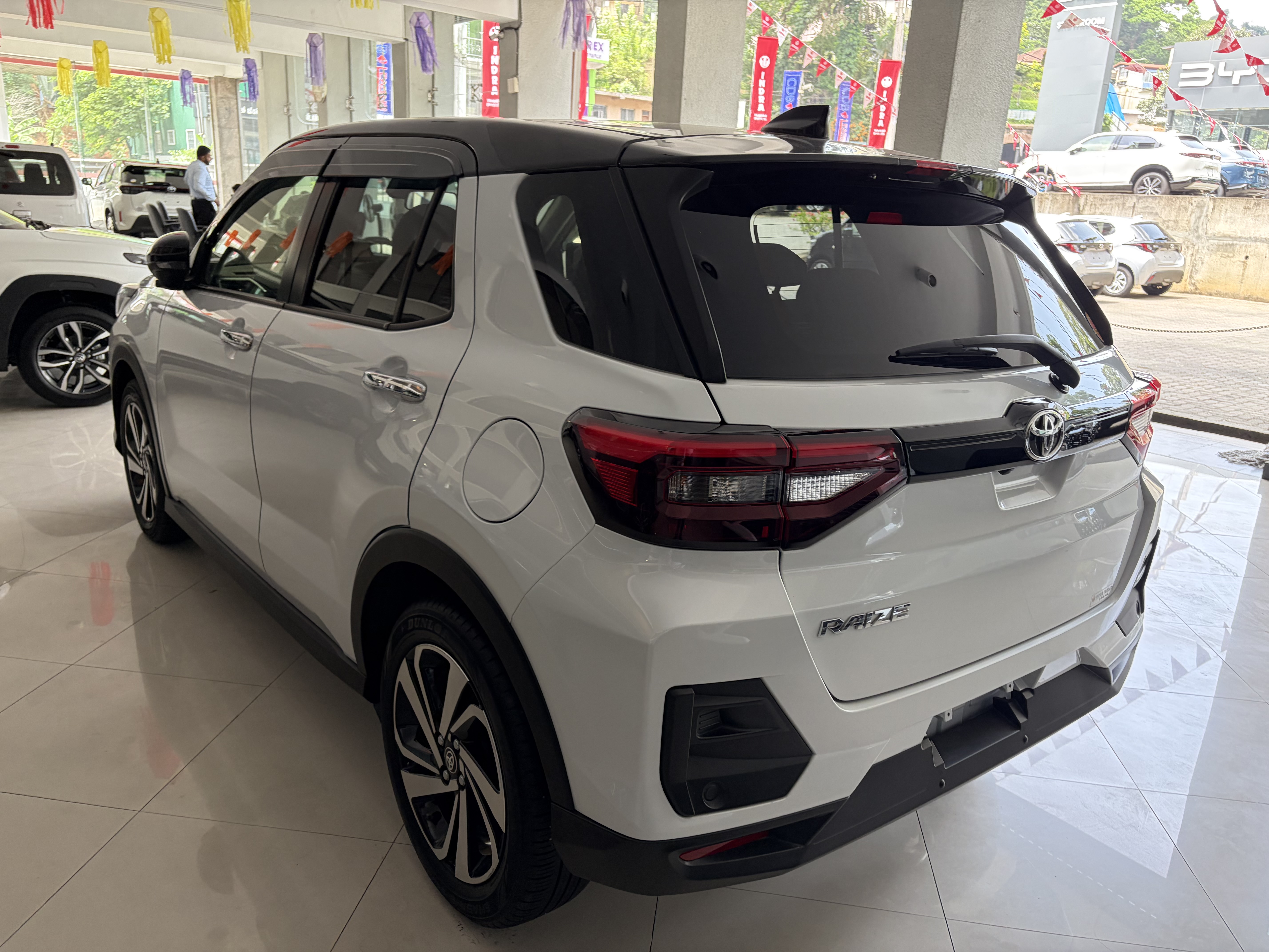 Toyota Raize 2025 - சான்றளிக்கப்பட்டது SUV sale in Sri Lanka - patpat.lk