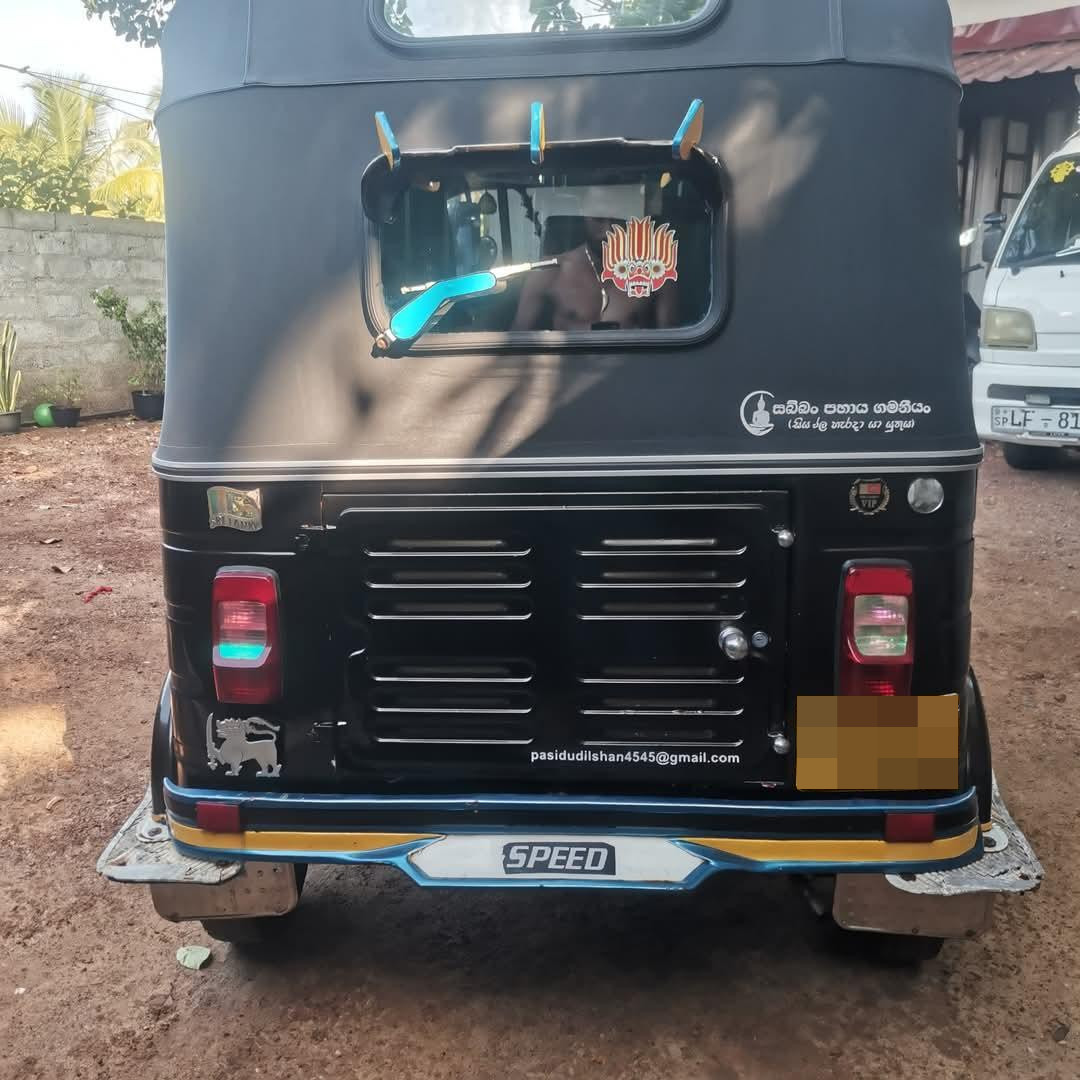Bajaj Three Wheel 2006 - භාවිතා කරන ලද ත්‍රිරෝද රථය sale in Sri Lanka - patpat.lk