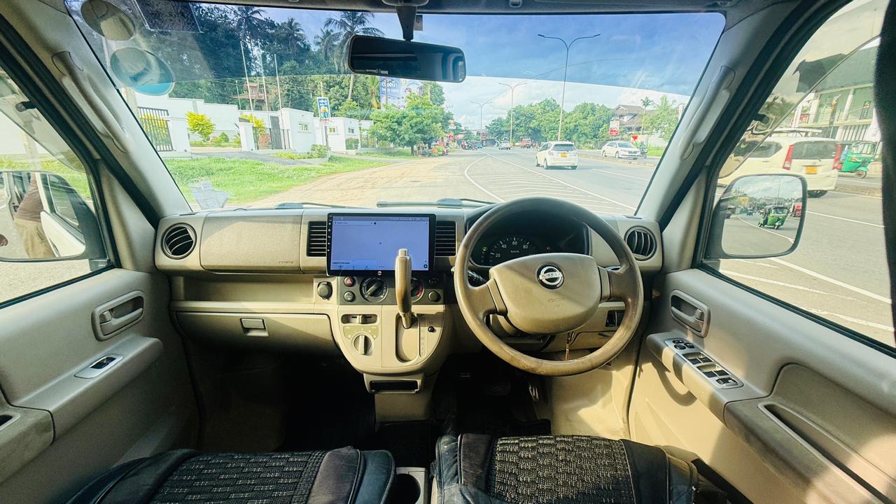 Nissan Clipper 2014 - பயன்படுத்தப்பட்டது வேன் sale in Sri Lanka - patpat.lk
