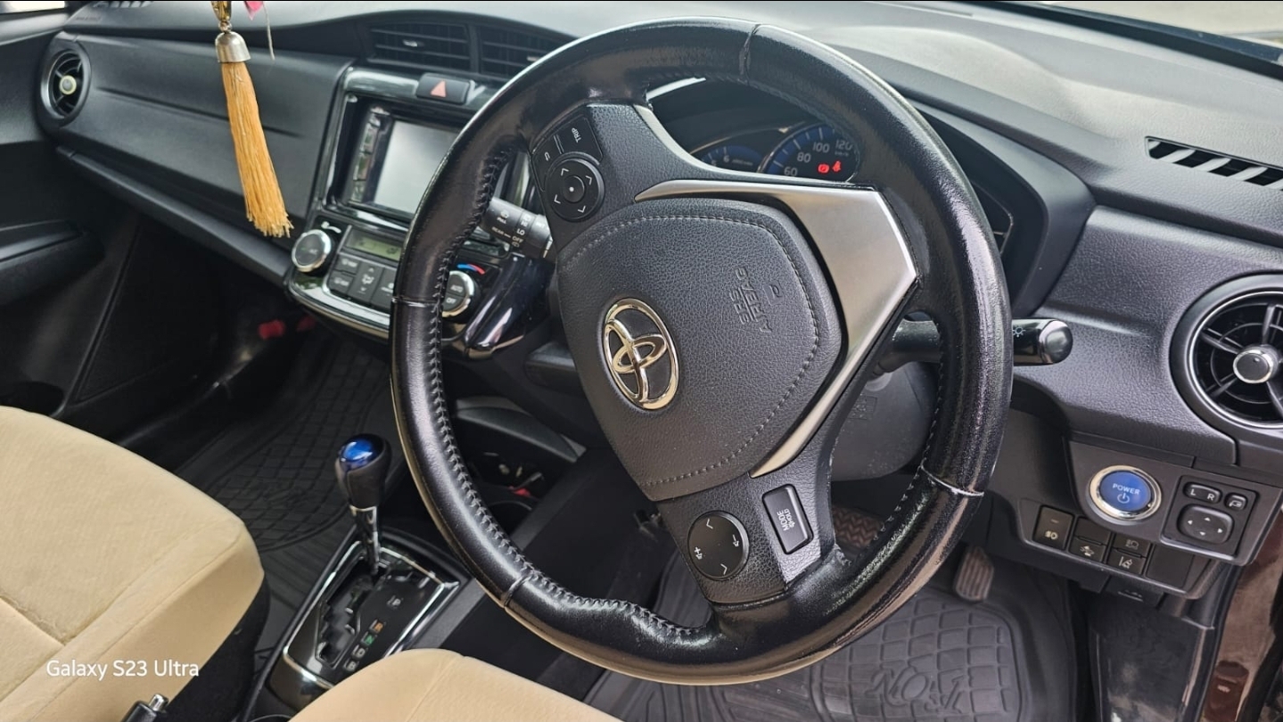 Toyota Axio 2016 - பயன்படுத்தப்பட்டது கார் sale in Sri Lanka - patpat.lk