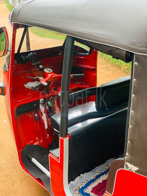 Bajaj Three Wheel 2006 - பயன்படுத்தப்பட்டது முச்சக்கர வண்டி sale in Sri Lanka - patpat.lk