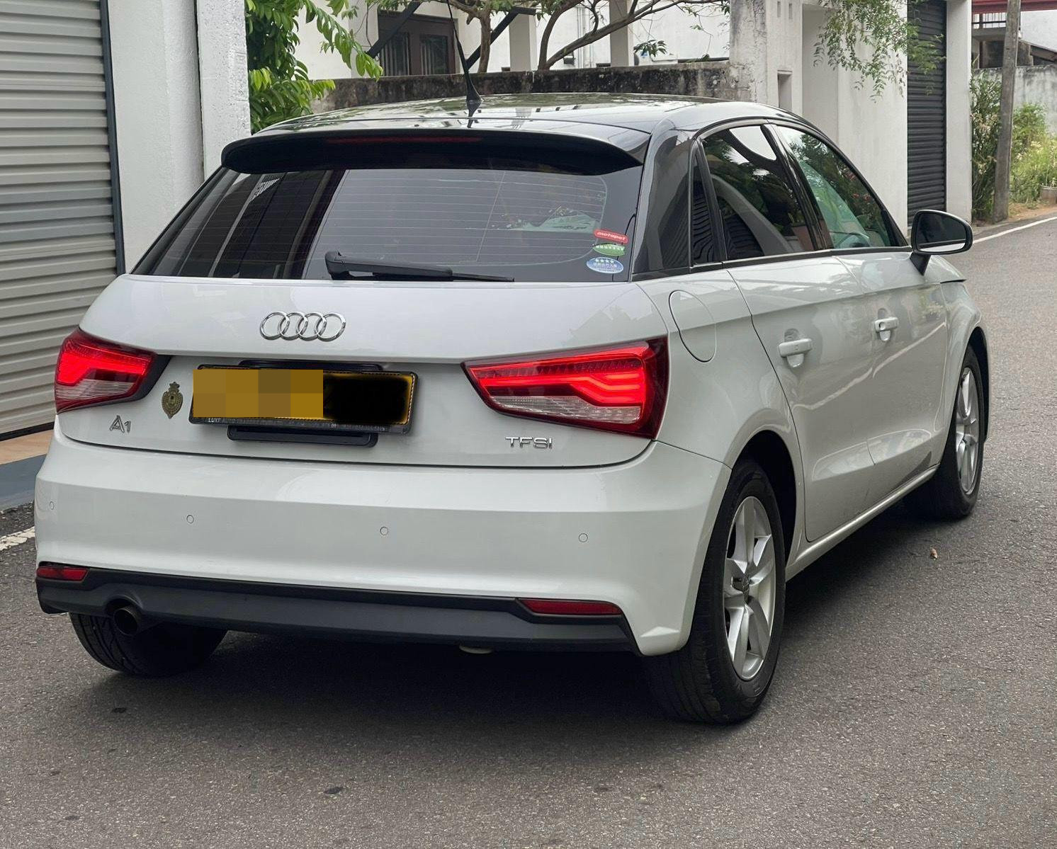 Audi A1 2017 - பயன்படுத்தப்பட்டது கார் sale in Sri Lanka - patpat.lk