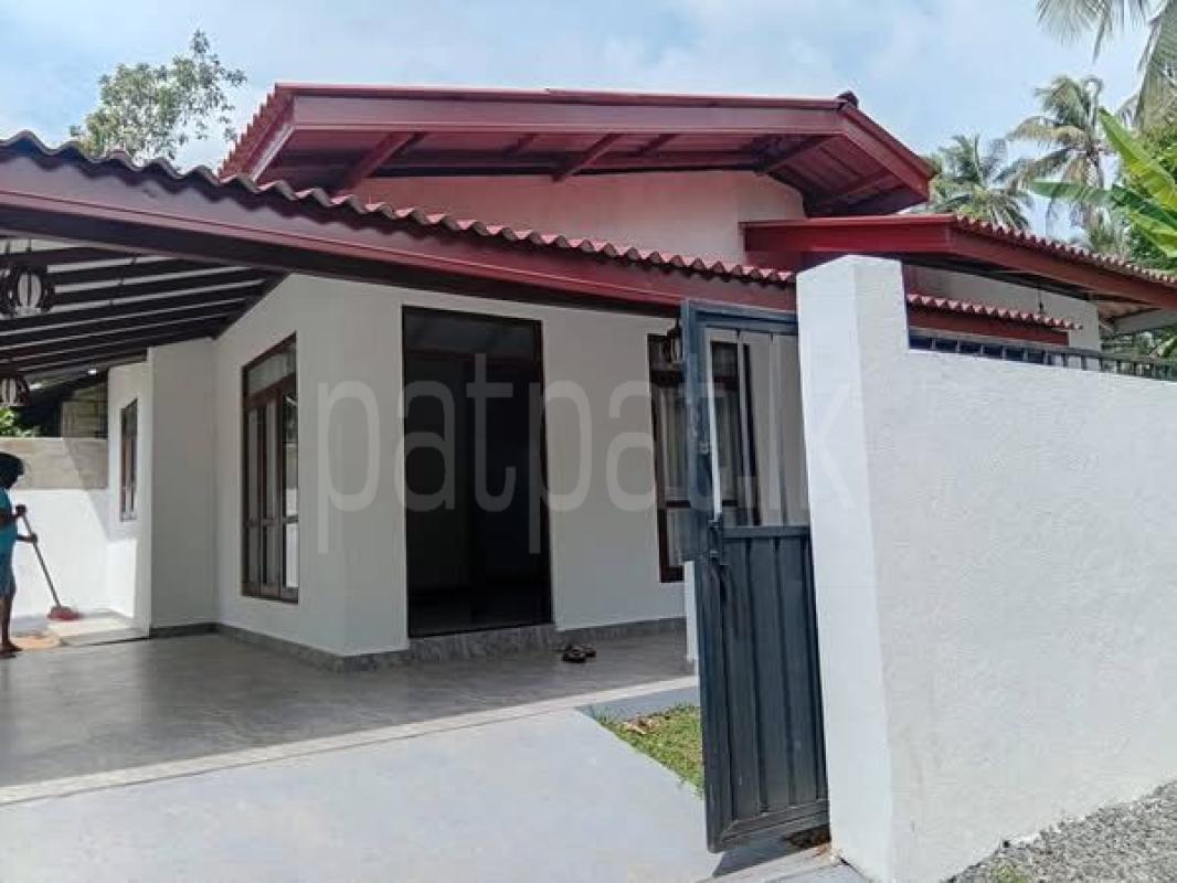 House for Sale in Naranwala