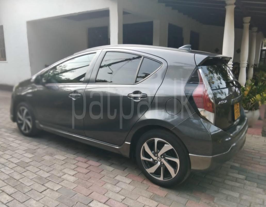 Toyota Aqua 2015 - භාවිතා කරන ලද කාර් sale in Sri Lanka - patpat.lk