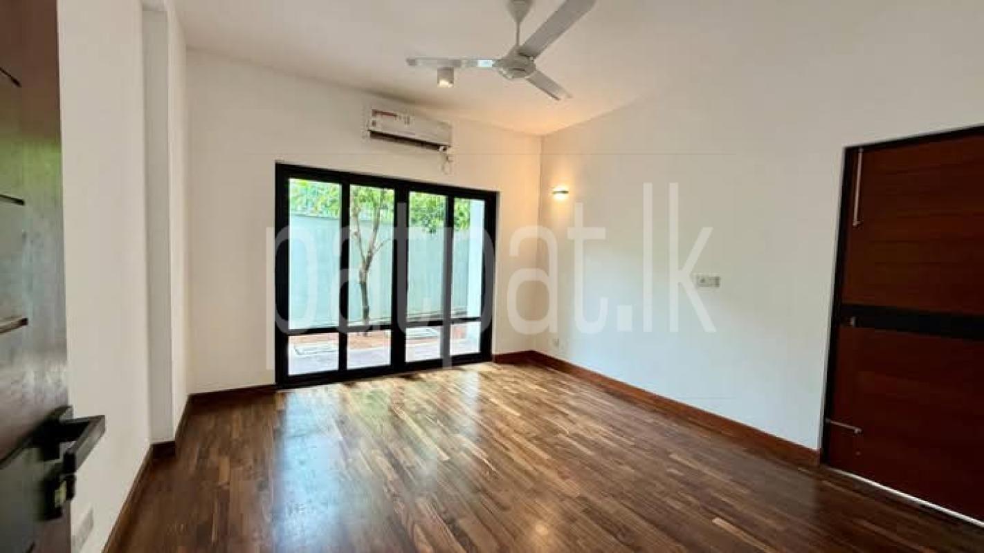 House for Sale in Battaramulla