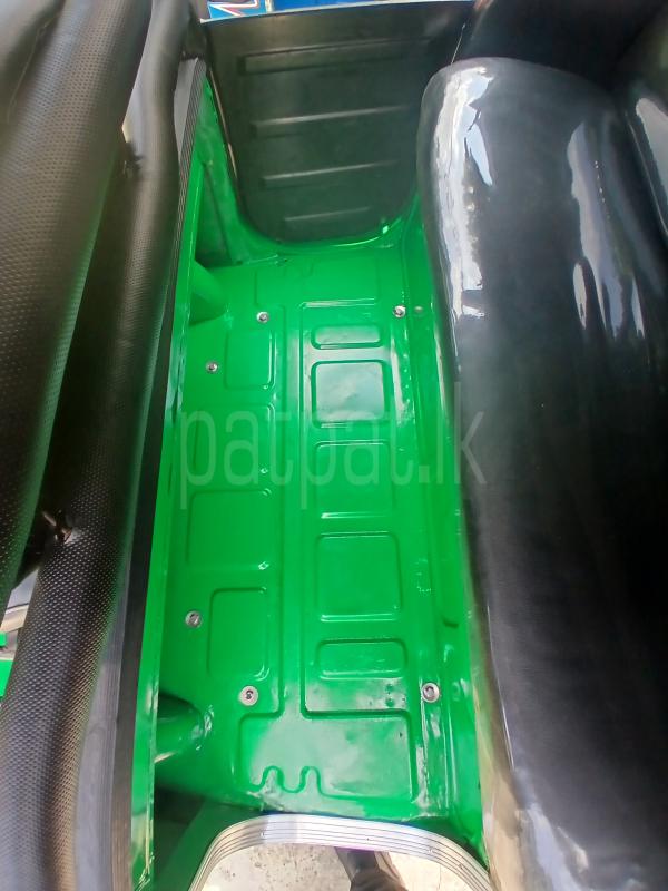 Bajaj Three Wheel 2014 - பயன்படுத்தப்பட்டது முச்சக்கர வண்டி sale in Sri Lanka - patpat.lk