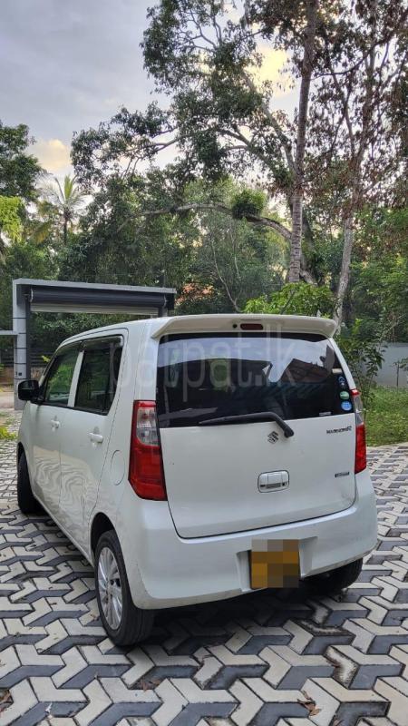 Advertisement image 3