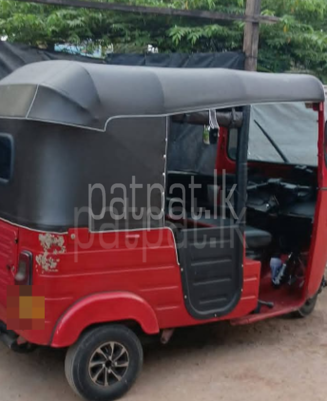Bajaj 4 stroke 2015 - Used Three wheeler sale in Sri Lanka - patpat.lk