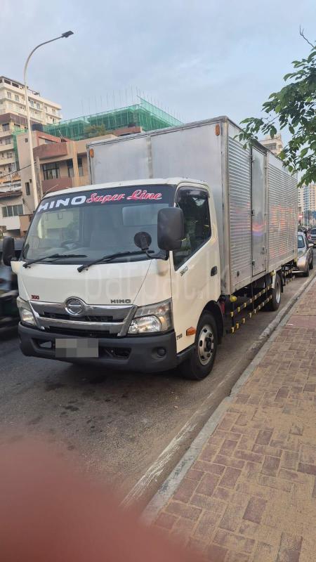 Hino 300 series 2012 - பயன்படுத்தப்பட்டது டிரக் sale in Sri Lanka - patpat.lk
