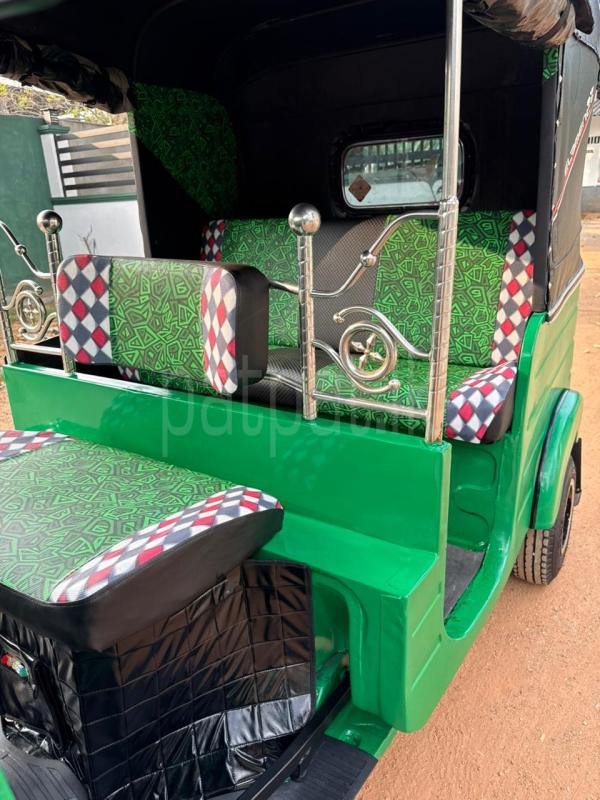 Advertisement image 6