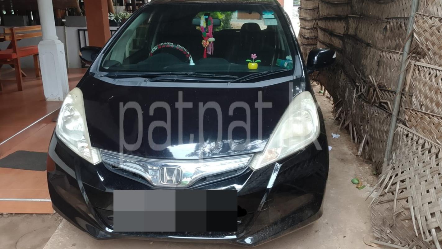 Honda Fit 2013 - பயன்படுத்தப்பட்டது கார் sale in Sri Lanka - patpat.lk