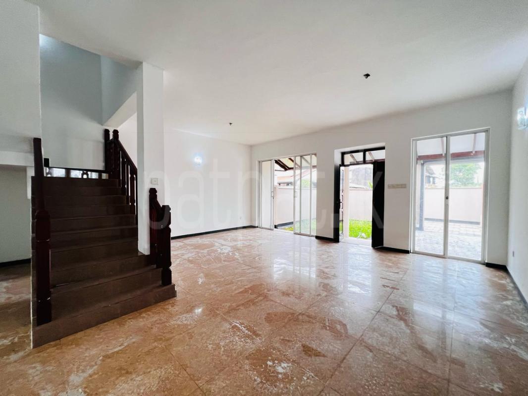 House for Sale in Hokandara