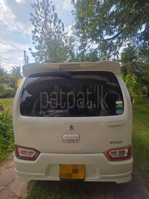 Suzuki Wagon R 2017 - பயன்படுத்தப்பட்டது கார் sale in Sri Lanka - patpat.lk