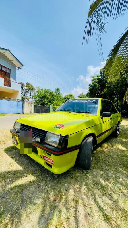 Mitsubishi 4DR5 1983 - பயன்படுத்தப்பட்டது கார் sale in Sri Lanka - patpat.lk