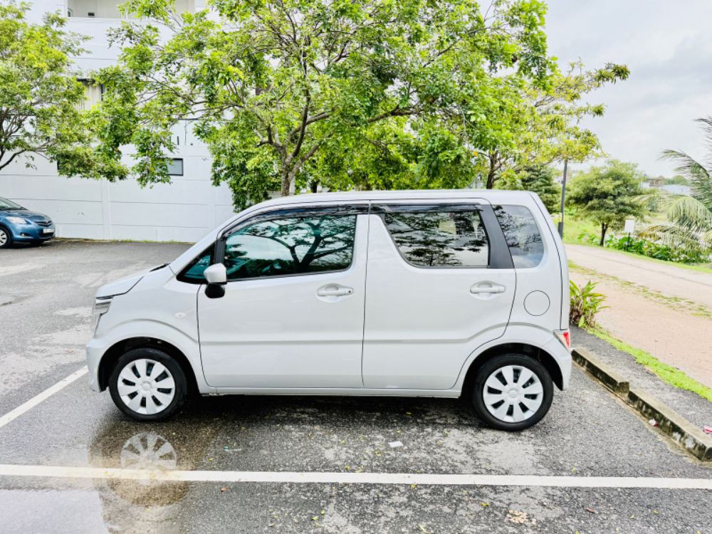 Suzuki Wagon R 2024 - பயன்படுத்தப்பட்டது கார் sale in Sri Lanka - patpat.lk