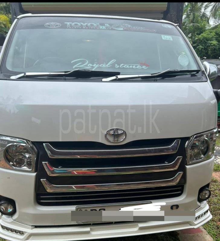 Toyota Hiace 2015 - பயன்படுத்தப்பட்டது வேன் sale in Sri Lanka - patpat.lk
